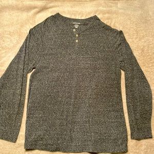 Old Navy long sleeve shirt